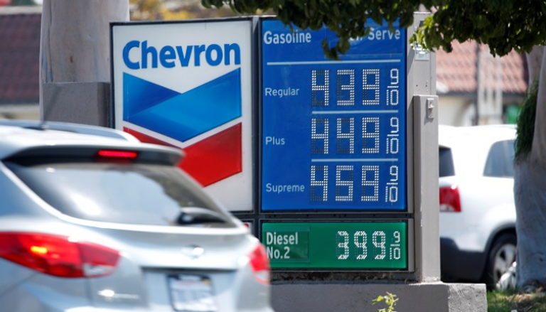 أسعار البنزين بمحطة وقود أمريكية.. رويترز