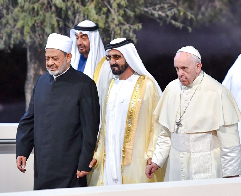 الشيخ محمد بن راشد آل مكتوم والشيخ محمد بن زايد آل نهيان وفضيلة شيخ الأزهر وقداسة البابا فرنسيس