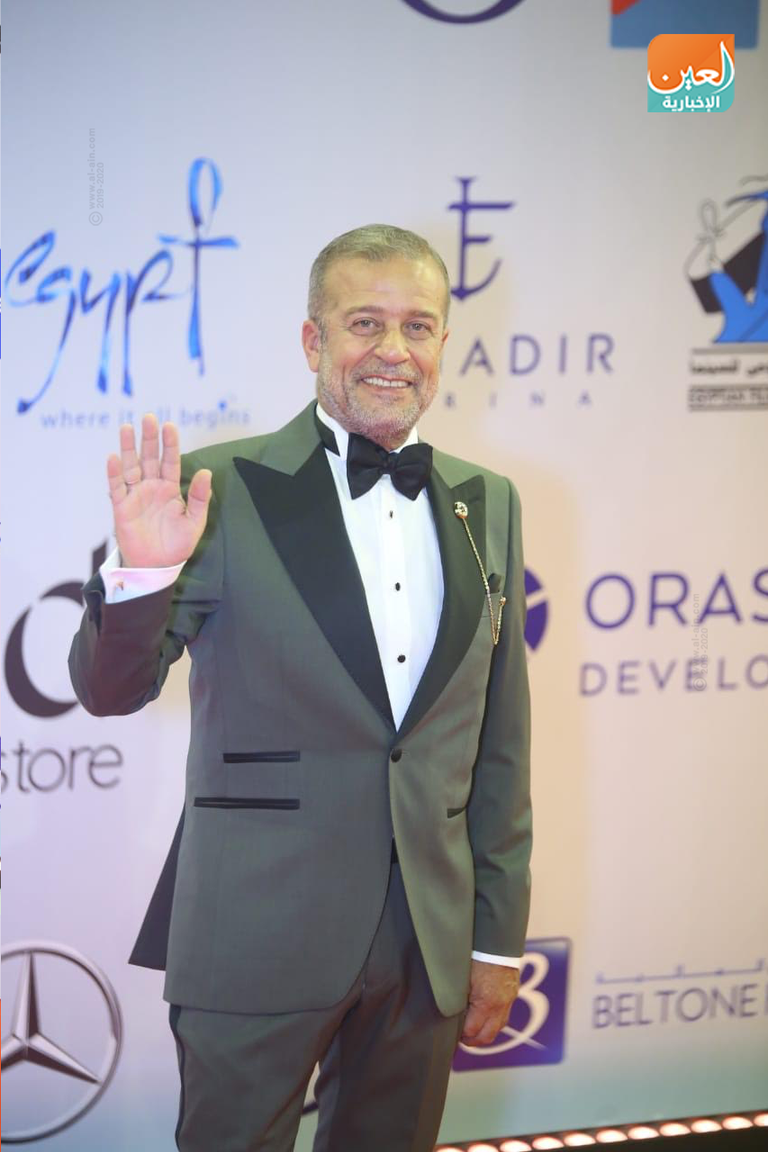 نجوم الفن يتألقون على السجادة الحمراء لـ