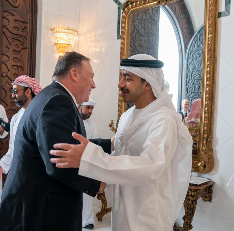 جانب من لقاء الشيخ محمد بن زايد آل نهيان وبومبيو