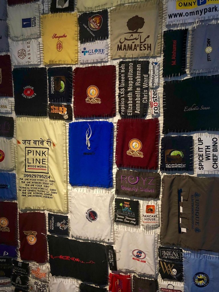 جانب من أعمال الفنانين الإماراتيين