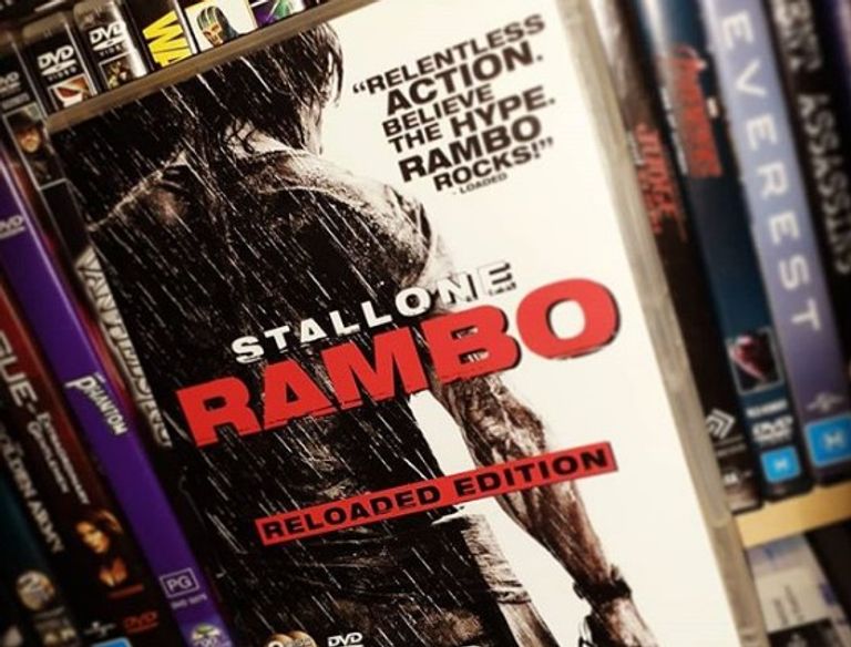 مشهد من آخر أجزاء فيلم "رامبو"