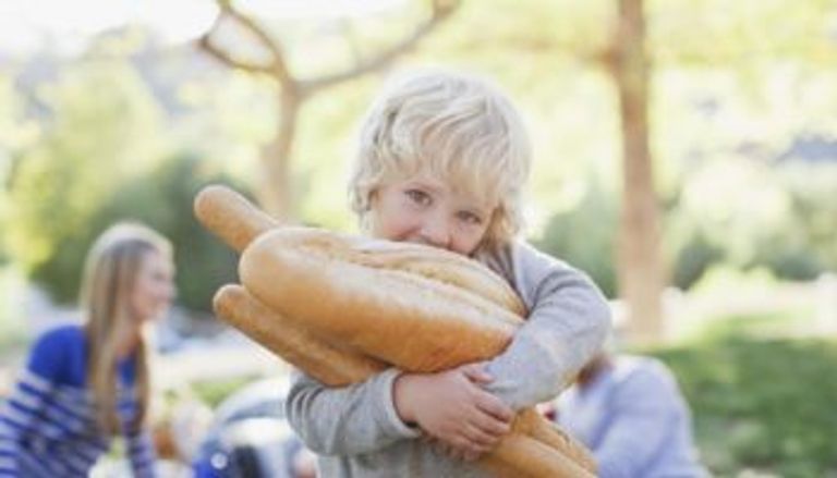 كثرة الجلوتين تهدد طفلك بالسكري