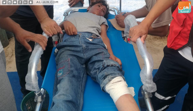 الاحتلال يواجه مسيرات العودة السلمية بالرصاص الحي