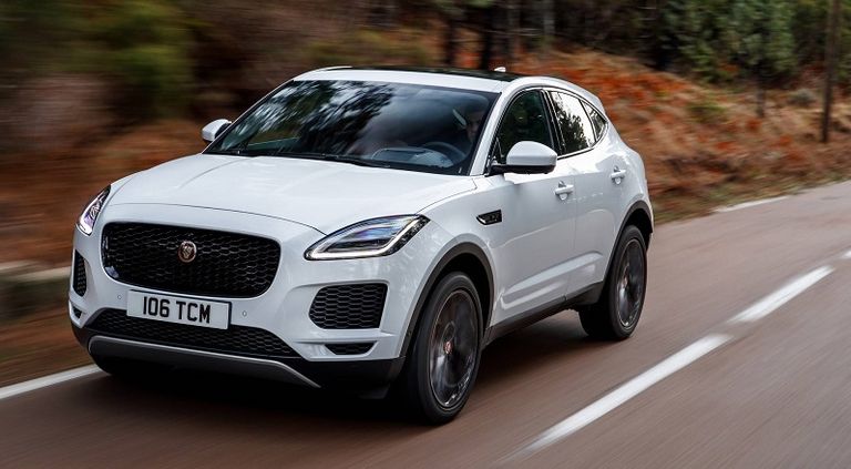 نسخة Checkered Flag الجديدة من طراز E-pace 