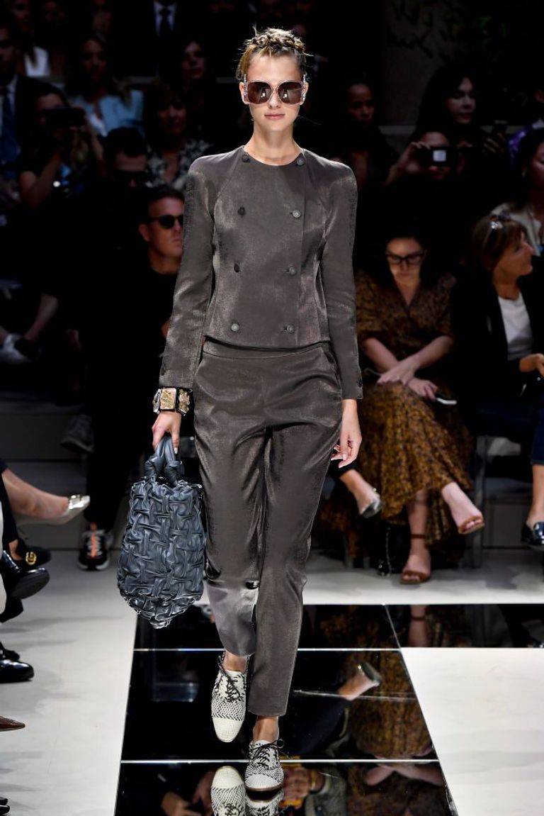 جورجيو أرماني خلال عرض أزياء مجموعة ربيع صيف 2020