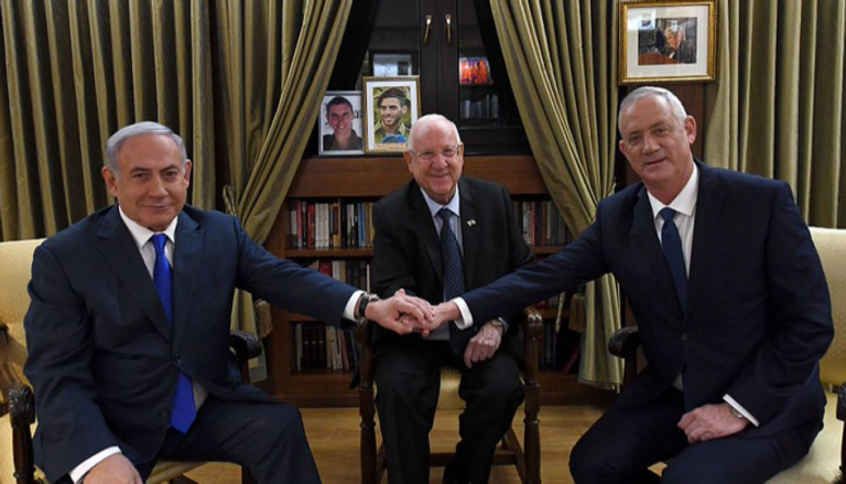 رئيس إسرائيل والمرشحان المتنافسان على رئاسة الوزراء نتنياهو وجانتس
