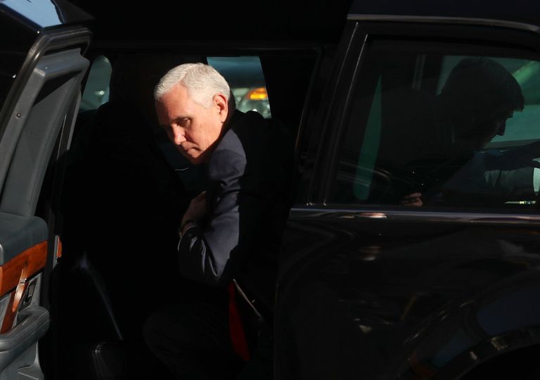 موكب بنس انتهك خصوصية الجزيرة