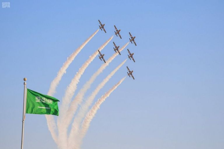 الطائرات قدمت استعراضات في الرياض والشرقية وجدة