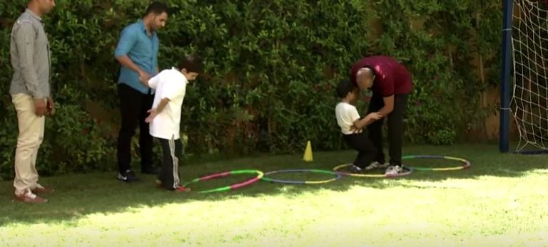 طلاب في أكاديمية هوب (الأمل)