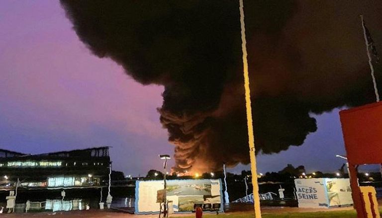 حريق كبير في مصنع كيميائي في مدينة روان الفرنسية