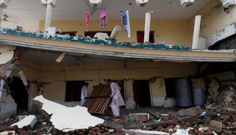 جانب من الدمار الذي خلفه زلزال سابق في باكستان 