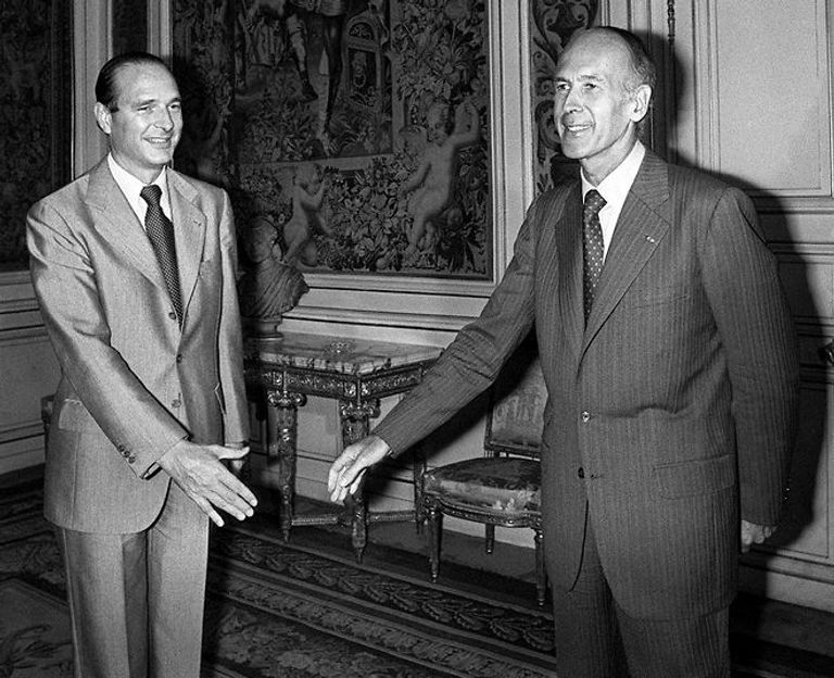 جاك شيراك وجيسكار دي ستان الرئيس الفرنسي الراحل جاك شيراك