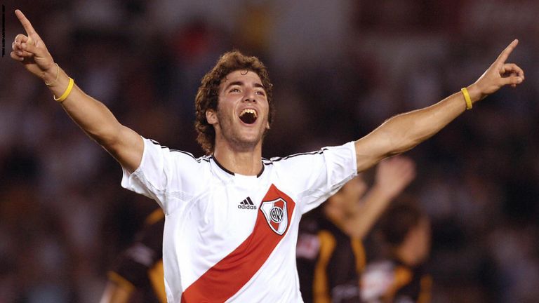 جونزالوا هيجواين