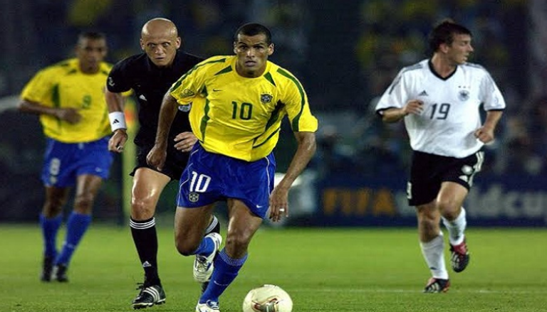 ريفالدو أسطورة كرة القدم البرازيلية