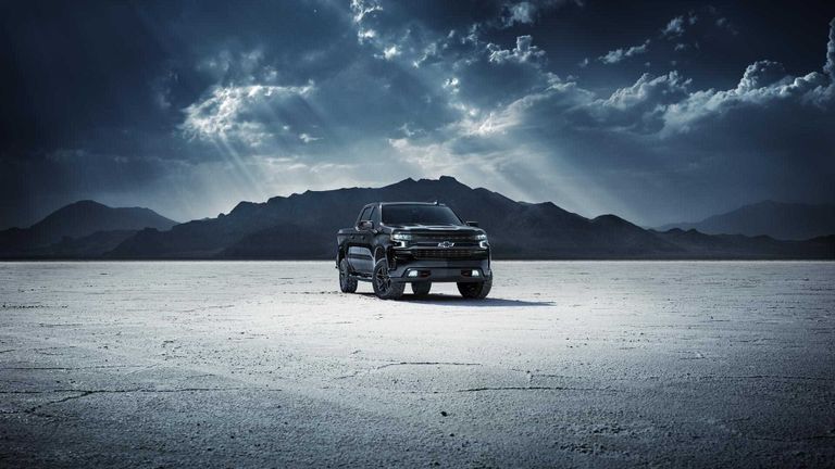 نسخة "ميد نايت" الخاصة من شاحنة شيفروليه "سيلفادور"