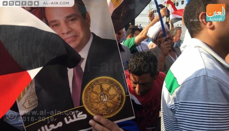 حشود مؤيدة للرئيس عبدالفتاح السيسي بالقاهرة 