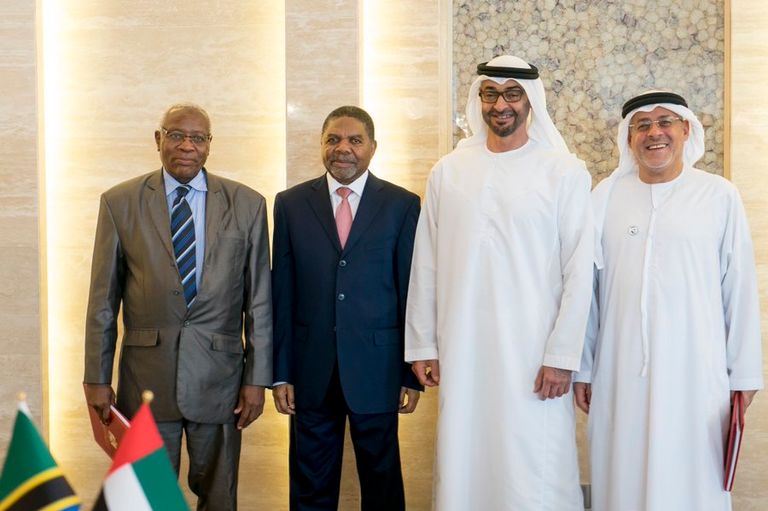 الشيخ محمد بن زايد يستقبل رئيس إقليم زنجبار