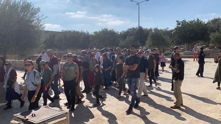 مستوطنون إسرائيليون يقتحمون المسجد الأقصى