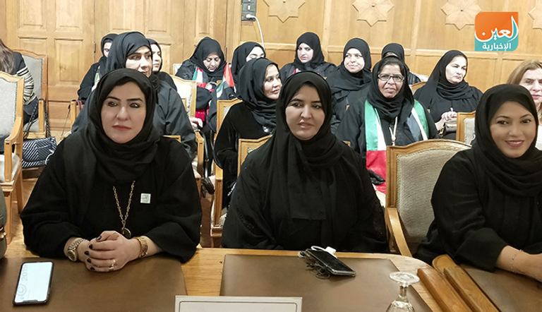 جانب من الوفد الإماراتي لسيدات اعمال الإمارات خلال مشاركتهن في مؤتمر التعاون العربي الإفريقي والتعاون الدولي  وفد مجلس سيدات أعمال الإمارات خلال تكريمهن من اتحاد المستثمرات العرب