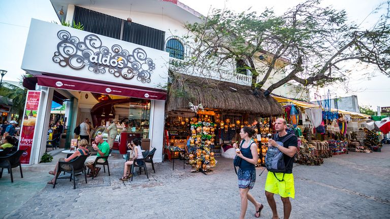 أفضل الوجهات لأصحاب الميزانية المحدودة للشباب في عمر الـ30