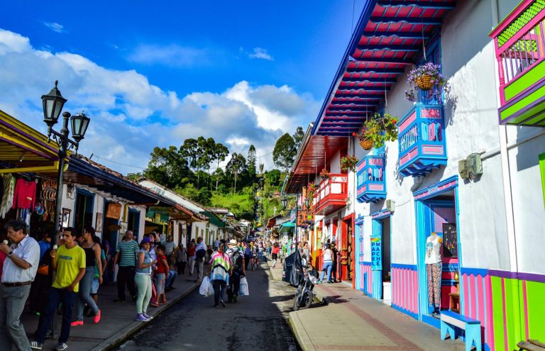 أفضل الوجهات لأصحاب الميزانية المحدودة للشباب في عمر الـ30