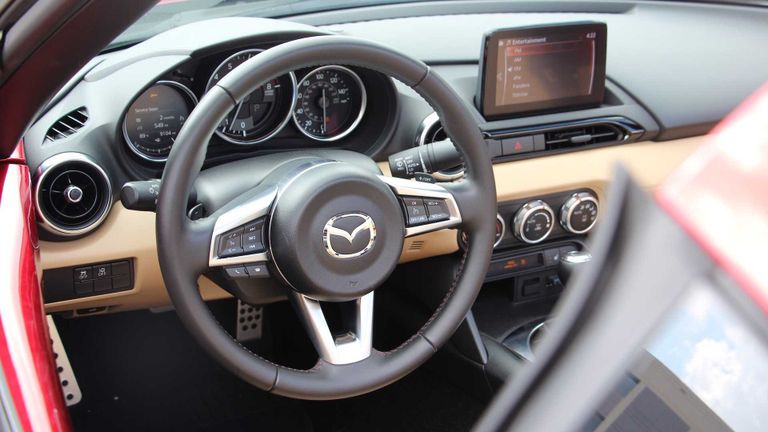 طراز مازدا MX-5