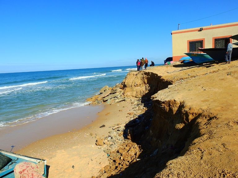 البنية التحتية لشاطئ غزة تحتاج إلى تطوير