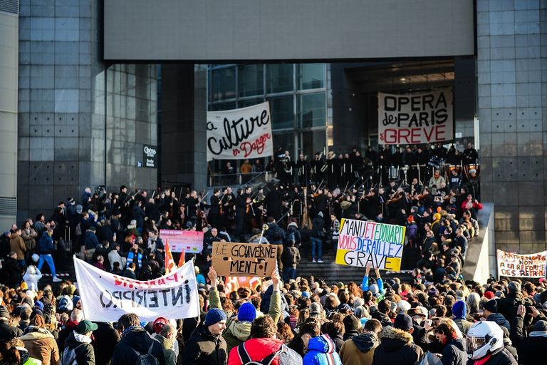 الرئيس الفرنسي إيمانويل ماكرون- أ ف ب