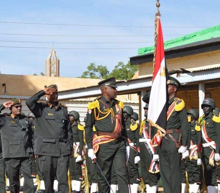 السودانيون يحتفلون بذكرى الاستقلال في الميادين