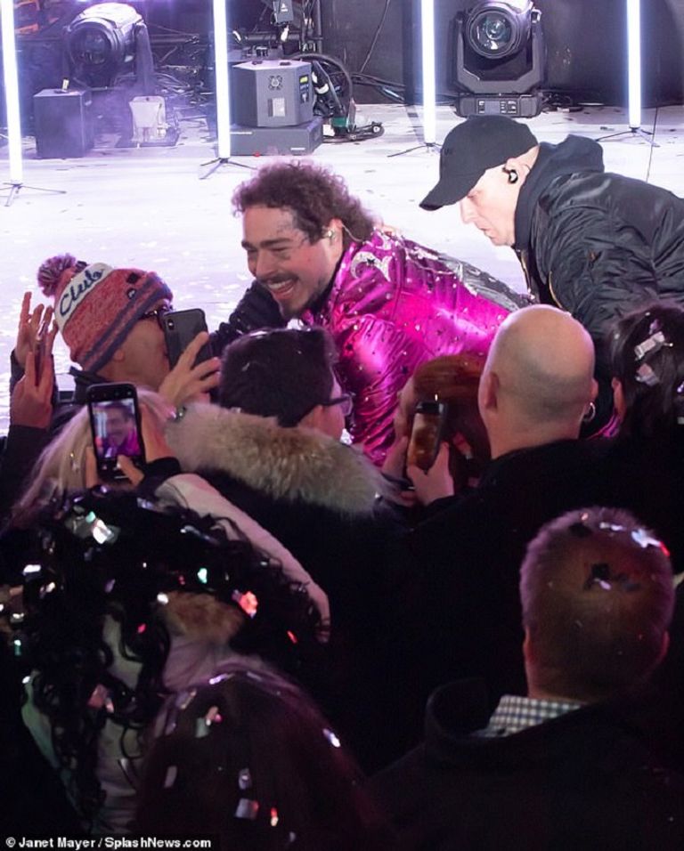 هذه ليست المرة الأولى التي يسقط فيها مالون