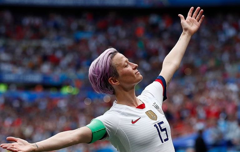 27 صورة ترصد أحداث 10 سنوات