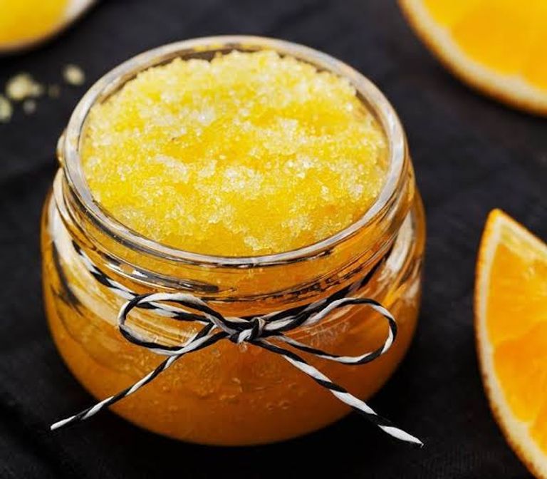 سكراب البرتقال للتخلص من الرؤوس السوداء - أرشيفية