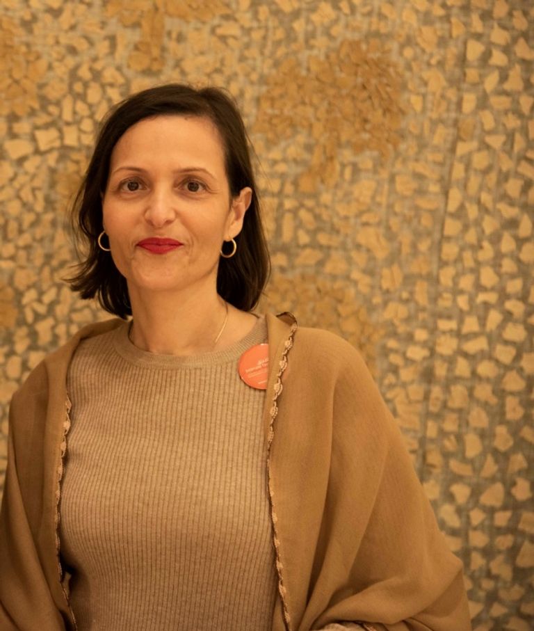 عادلة العايدي مديرة متحف رام الله حاكم الشارقة يرعى مسابقة الشارقة إيكروم لحفظ التراث