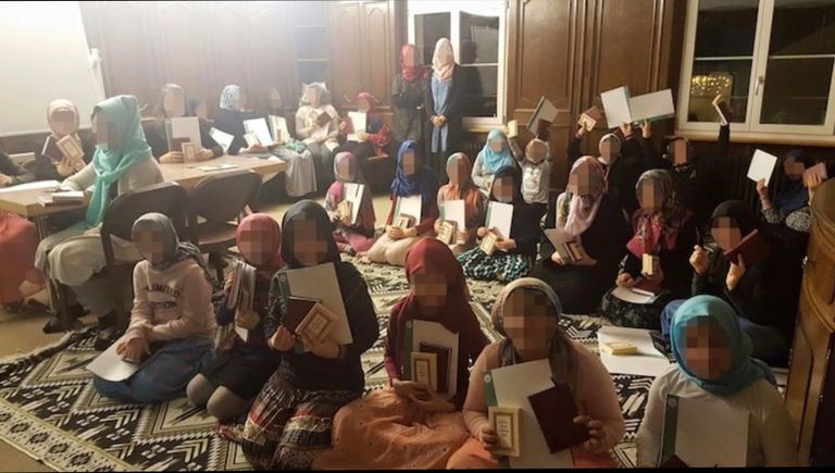 جانب من المعسكر