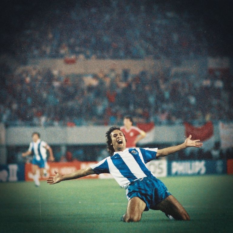 ماجر يحتفل بالتسجيل في نهائي أوروبا 87