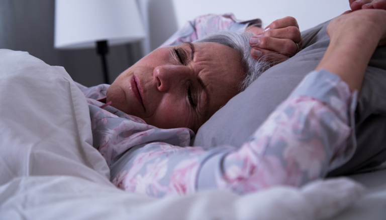 اضطرابات النوم لدى كبار السن قد ترجع إلى بعض الأمراض