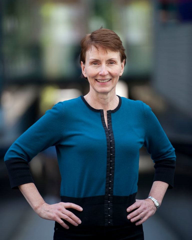 الدكتورة هيلين شارمان