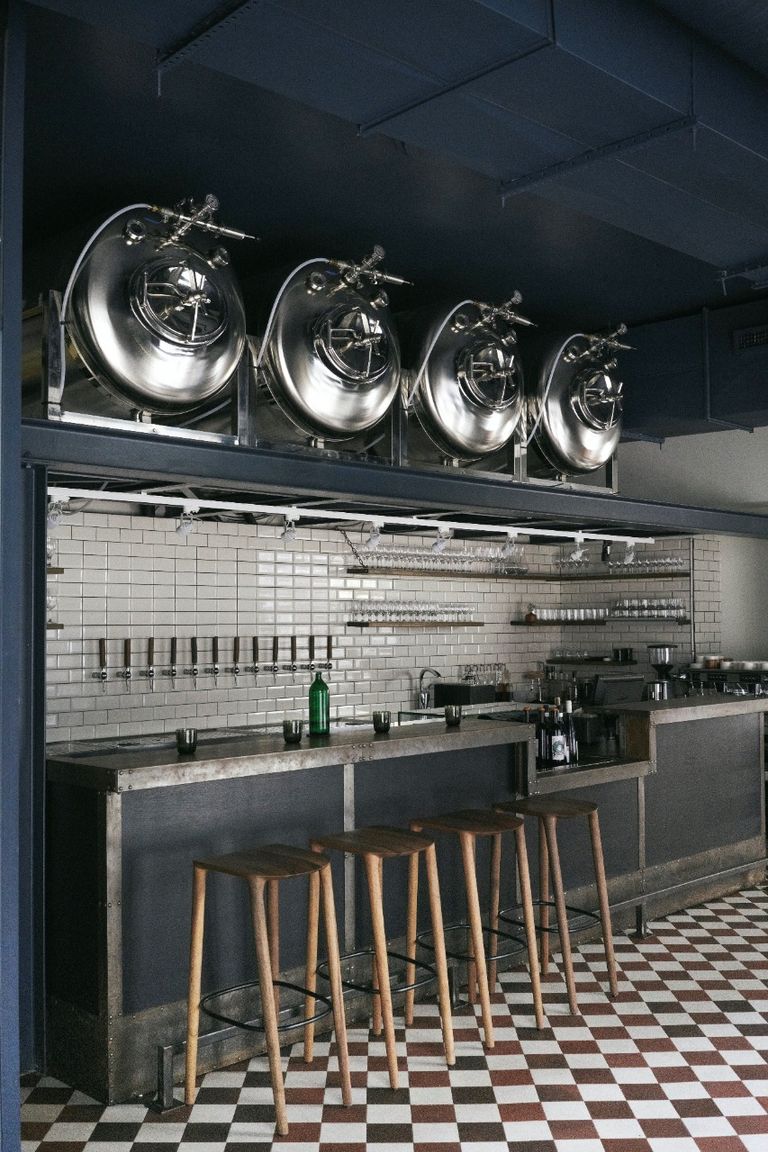 لوكا بالاك وألبيرت فرانش سونيير وكارلوس هنريكيس