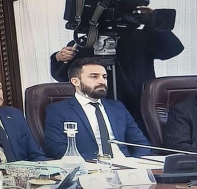 الوزير يوسف سحايري جانب من اجتماع مجلس الوزراء الجزائري