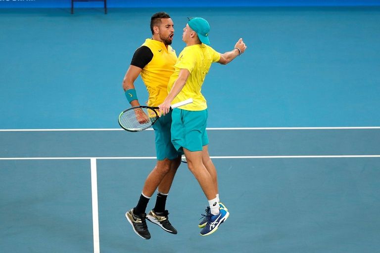 أليكس دي مينو ونيك كيريوس