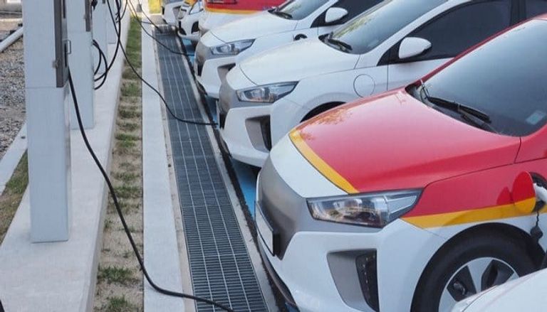 السيارات الكهربائية من الخيال إلى الواقع