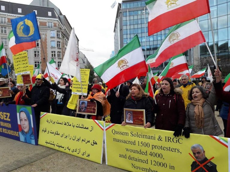 رئيس ألبانيا يرد على هجوم مرشد إيران