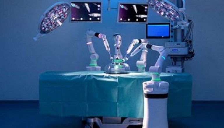 روبوت صيني يكمل جراحة استبدال مفصل الركبة