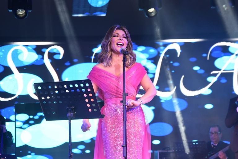 المطربة السورية أصالة