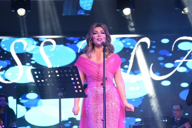 المطربة السورية أصالة