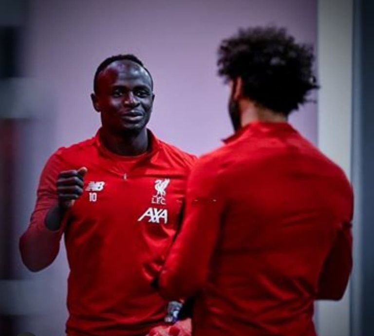 ساديو ماني يتوج بجائزة الأفضل في أفريقيا