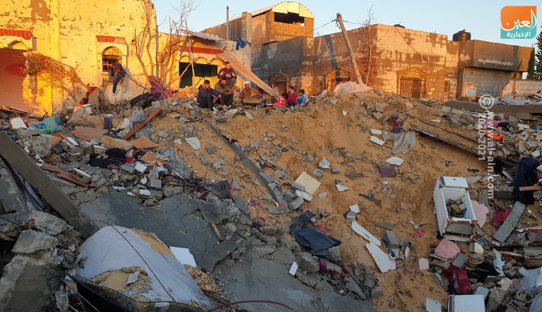 أمطار الشتاء تفاقم معاناة أصحاب المنازل المدمرة بغزة