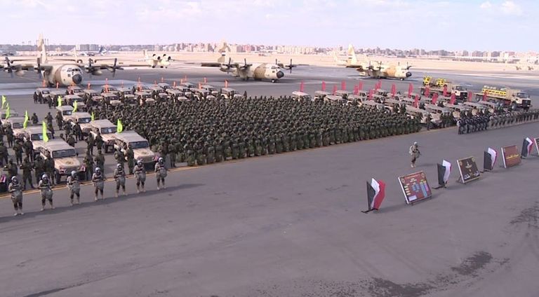 القوات الجوية المصرية تعيد تمركز طائراتها بجميع القواعد العسكرية