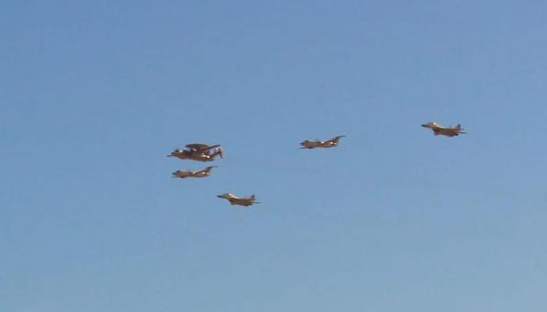 القوات الجوية المصرية تعيد تمركز طائراتها بجميع القواعد العسكرية